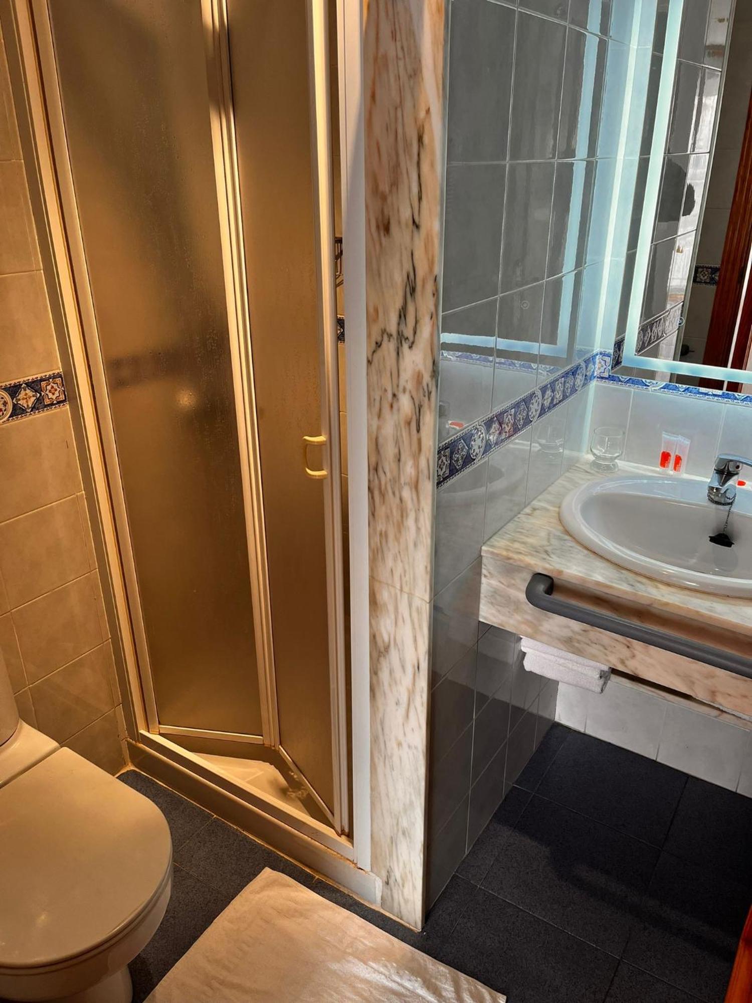 Apartamentos Inter Gandia Playa Exteriör bild