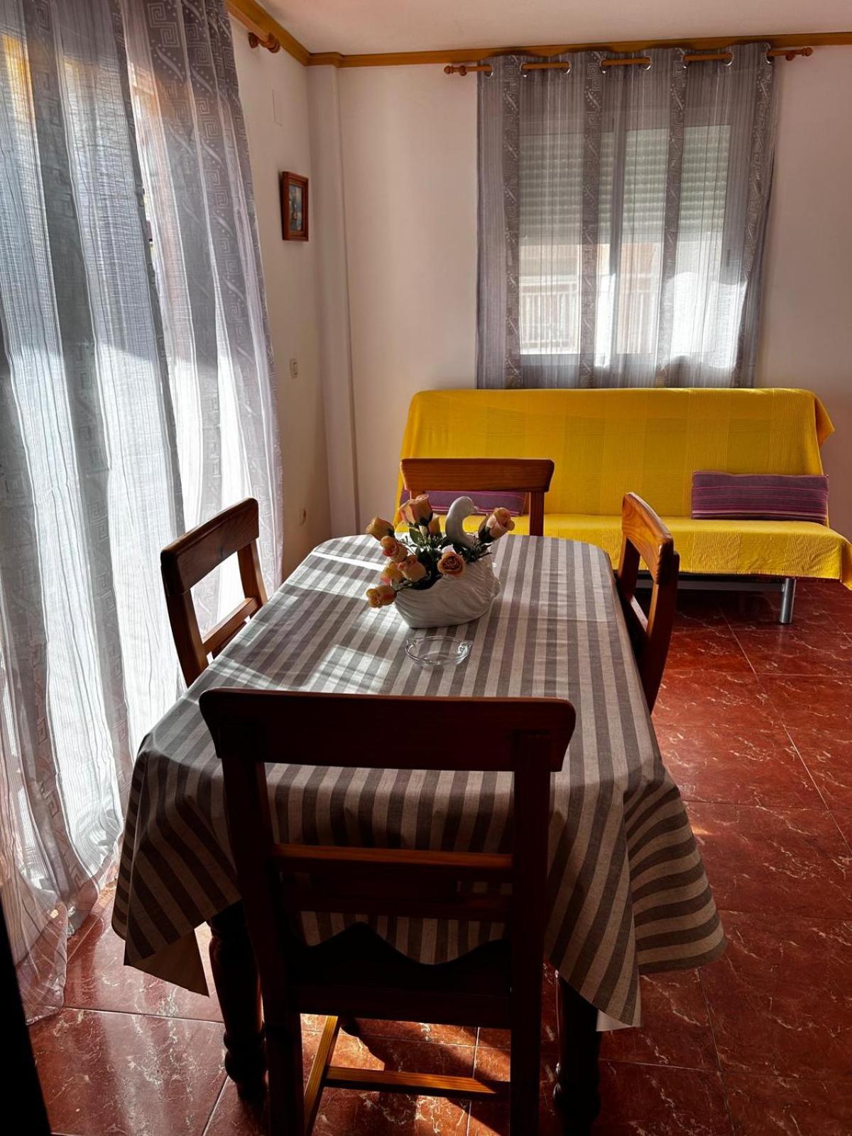 Apartamentos Inter Gandia Playa Exteriör bild