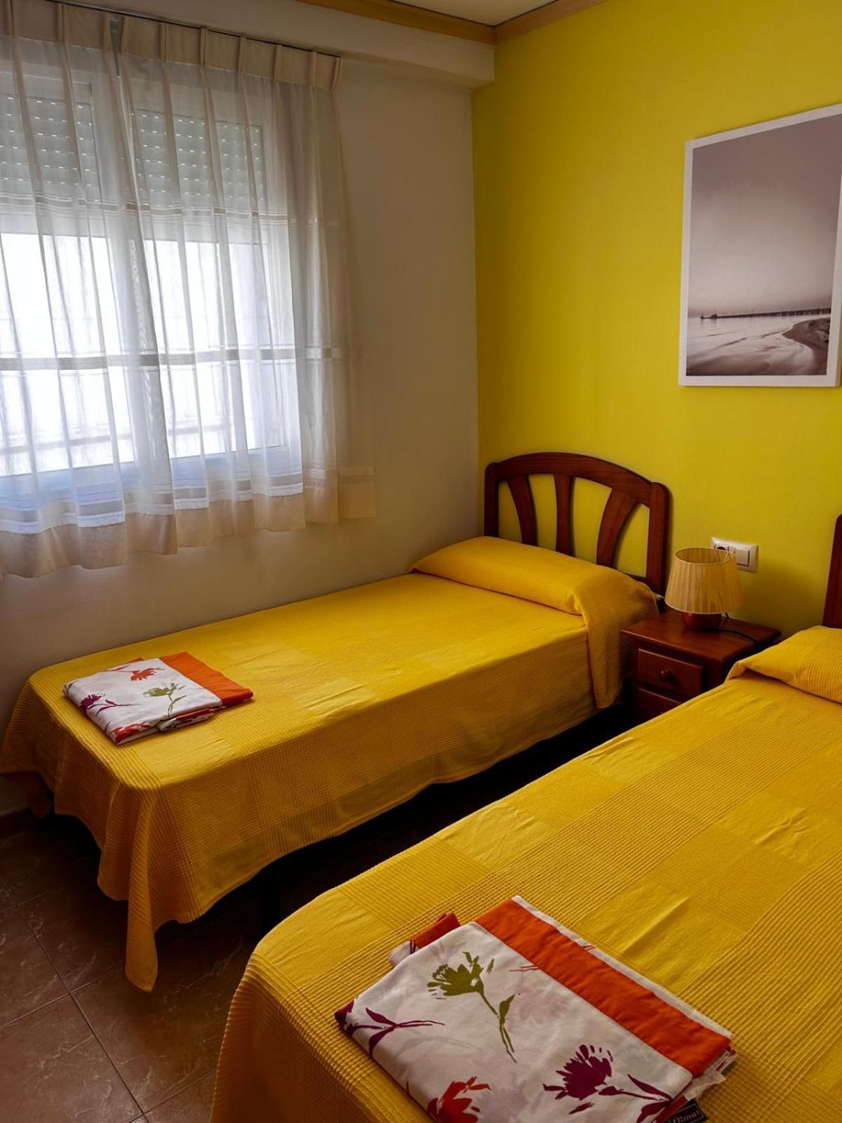 Apartamentos Inter Gandia Playa Exteriör bild